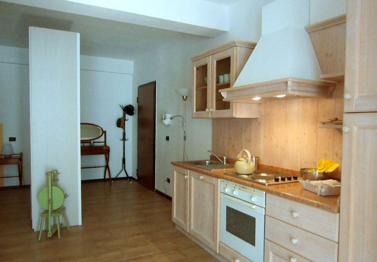 Casa Garda Apartment การ์ดา ภายนอก รูปภาพ